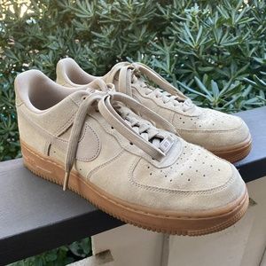 Nike Suede Air Force 1 Shoes Mens Size 7.5